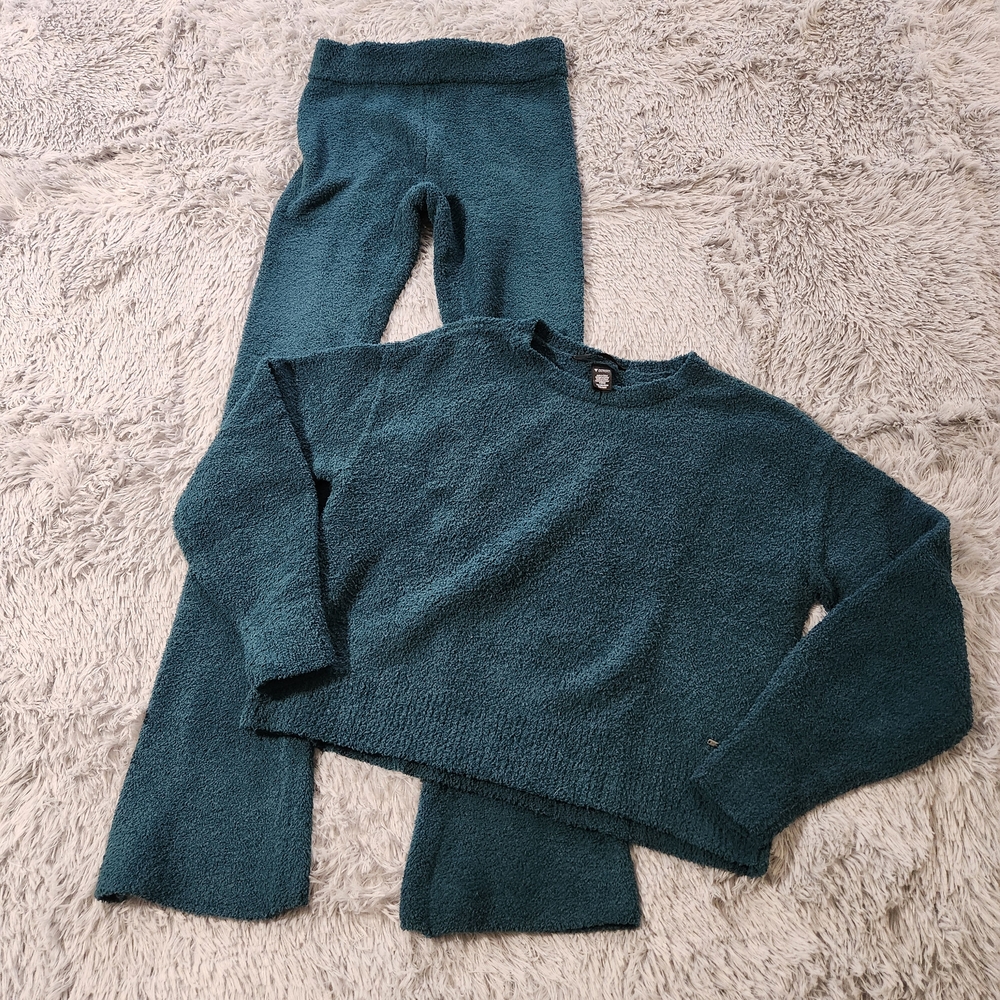 Victoria's Secret Teal Boot Cut Pants & Sweater Set